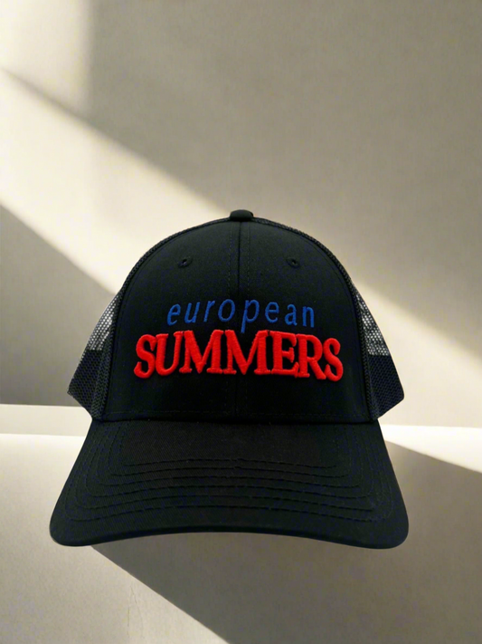 SIGNATURE TRUCKER HAT